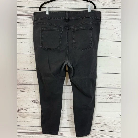 Torrid Black Super Soft Jeggings Pre-Loved in Size 22S *PRICE FIRM - Picture 4 of 6